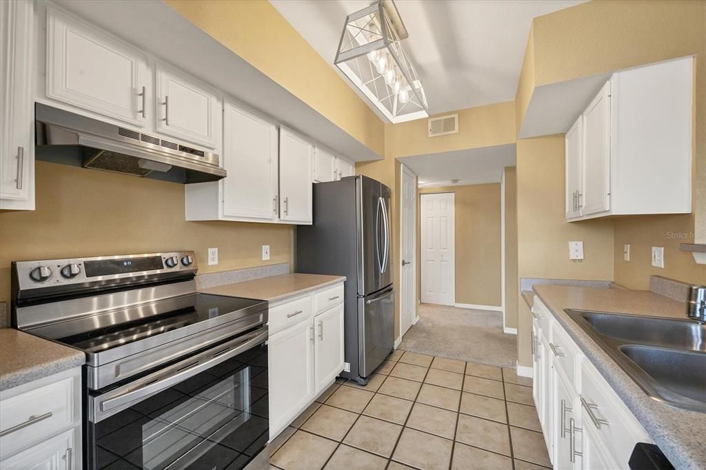 For Sale: $314,500 (3 beds, 2 baths, 1310 Square Feet)