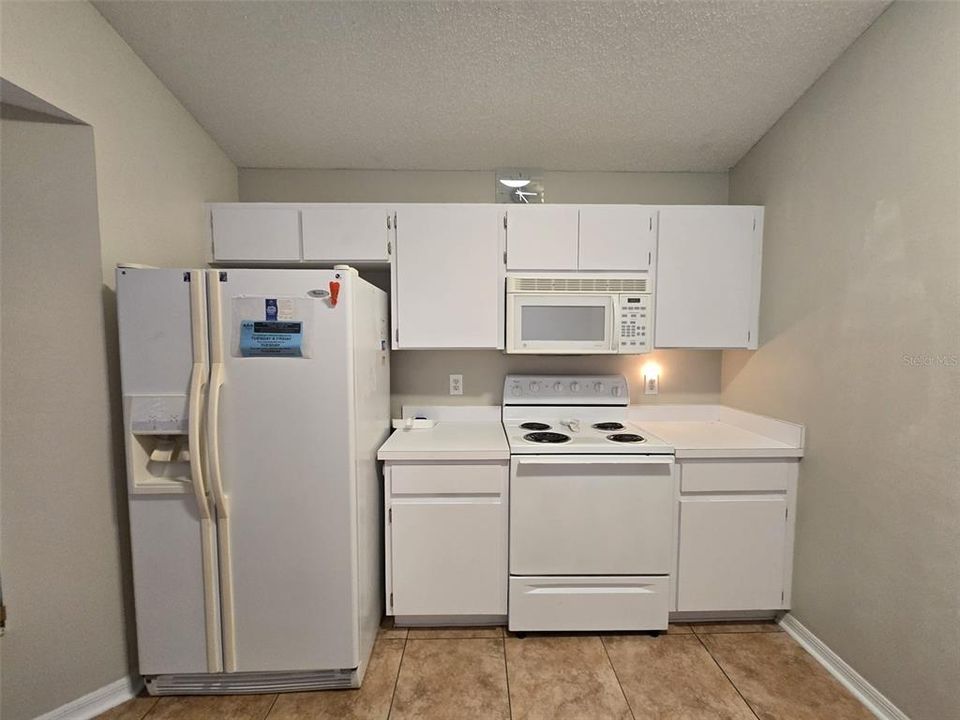 For Rent: $2,300 (3 beds, 2 baths, 1240 Square Feet)