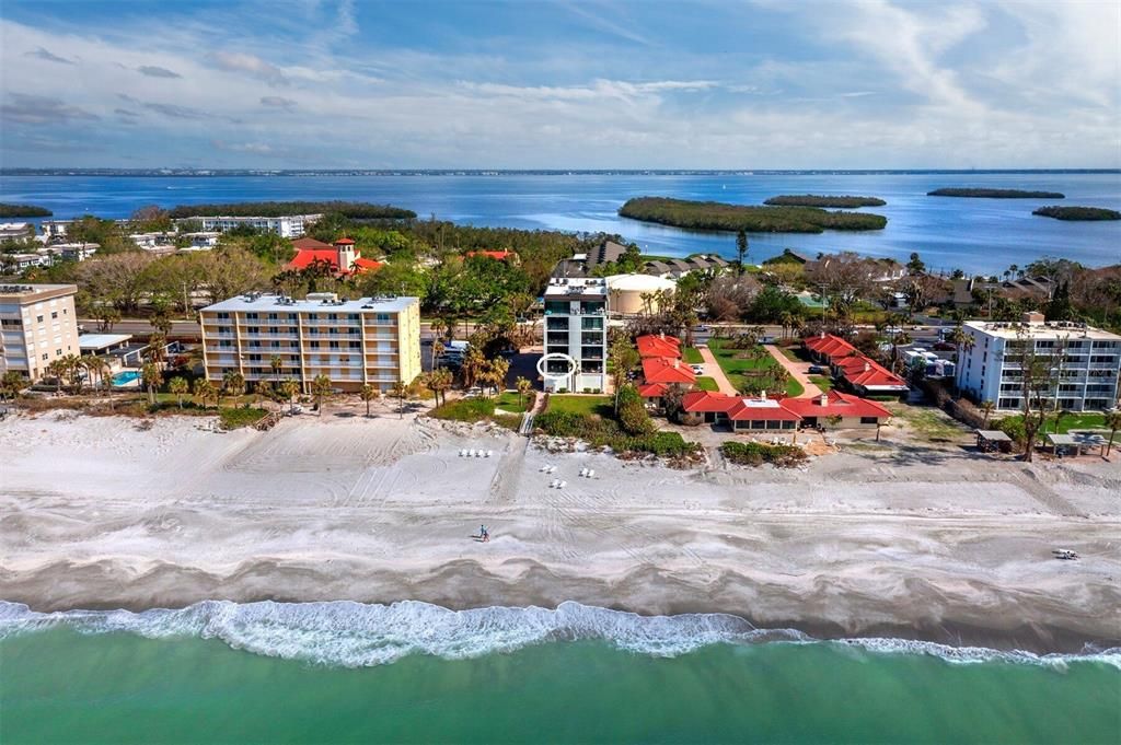 This Beach-to-Bay condominium offers waterfront views of the Gulf of Mexico and access to Sarasota Bay.