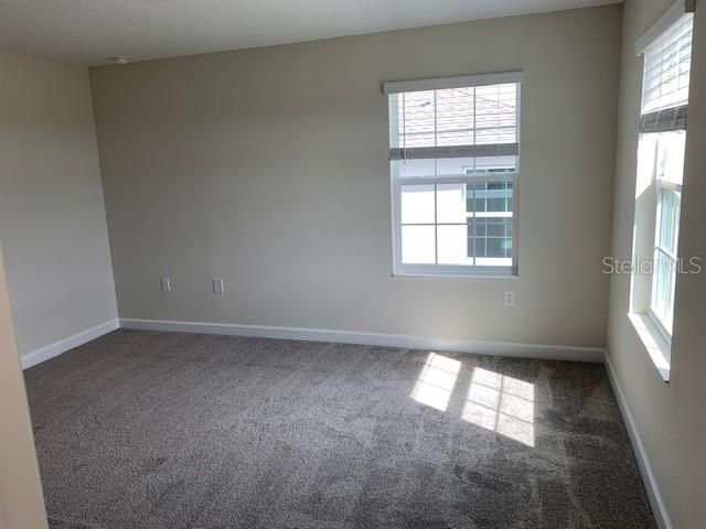 For Rent: $2,500 (3 beds, 2 baths, 1717 Square Feet)