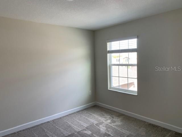 For Rent: $2,500 (3 beds, 2 baths, 1717 Square Feet)