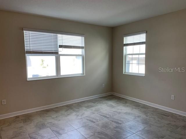 For Rent: $2,500 (3 beds, 2 baths, 1717 Square Feet)