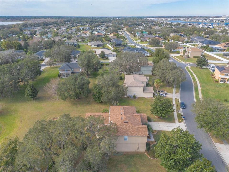 For Sale: $599,000 (4 beds, 2 baths, 3216 Square Feet)