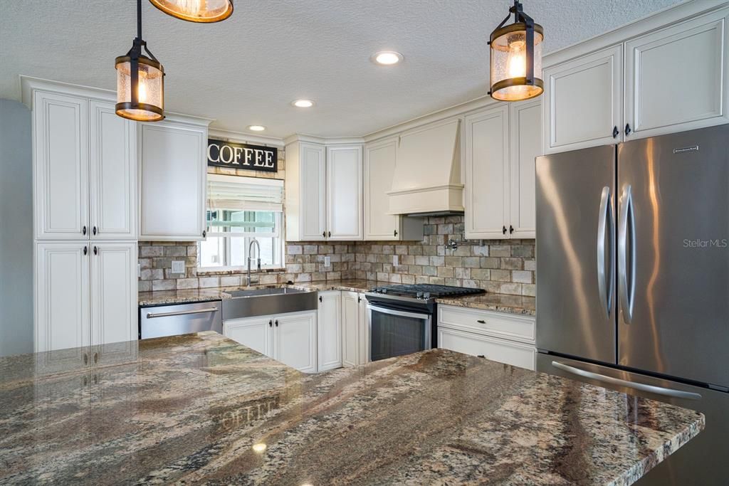 Gorgeous Granite Counter Tops