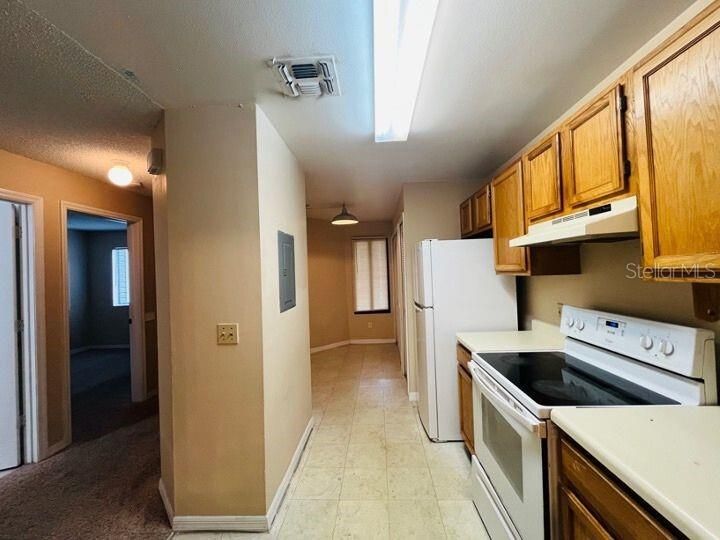 For Rent: $1,550 (2 beds, 2 baths, 978 Square Feet)