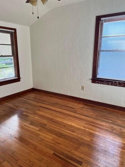 For Rent: $1,575 (3 beds, 1 baths, 1171 Square Feet)