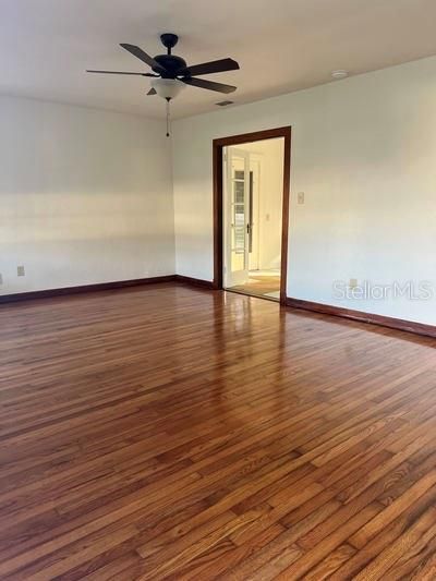 For Rent: $1,575 (3 beds, 1 baths, 1171 Square Feet)