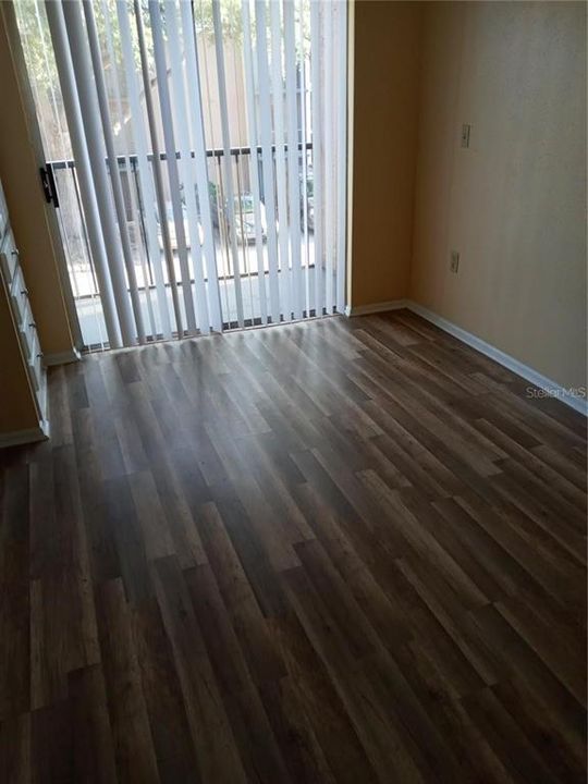 For Rent: $1,150 (1 beds, 1 baths, 496 Square Feet)