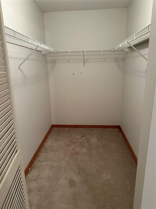 2 bedroom closet