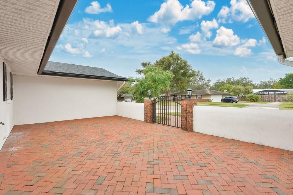 Front Entrance Courtyard