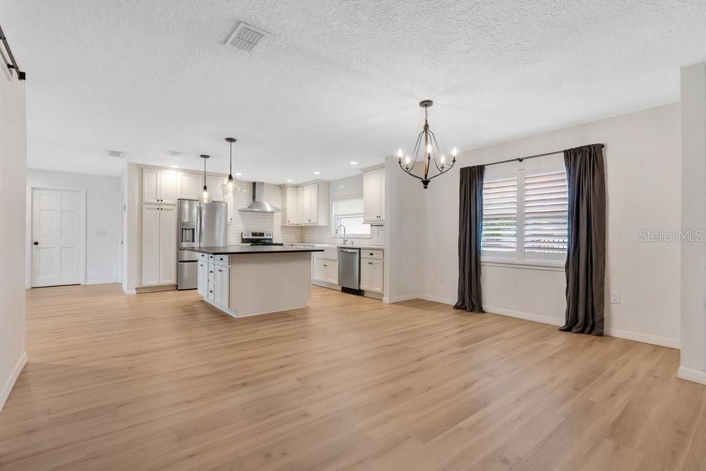 Dining Room & Kitchen