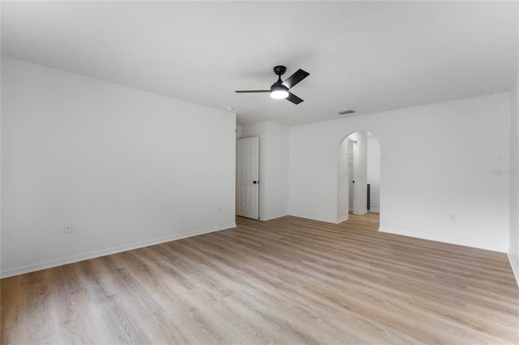 Primary Bedroom, upstairs, opens into en-suite bathroom