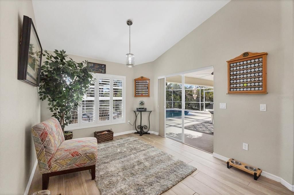 Dinette area with plantation shutters