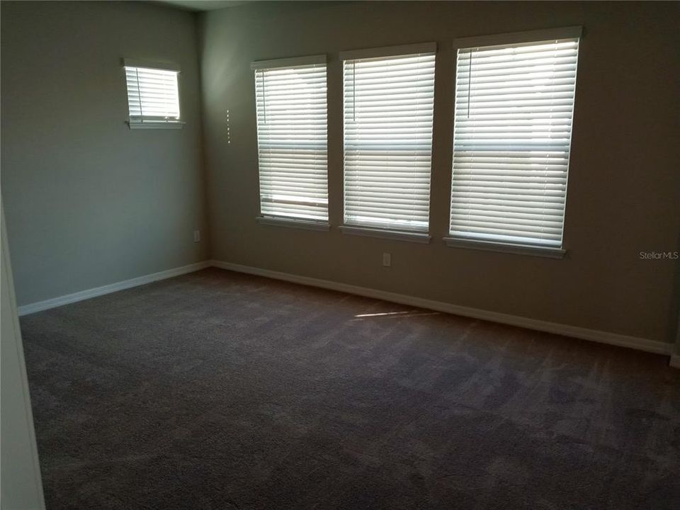 For Rent: $3,000 (3 beds, 2 baths, 1857 Square Feet)