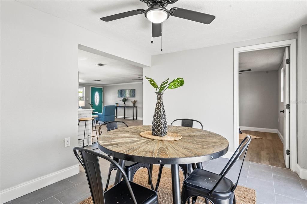 For Sale: $289,900 (3 beds, 2 baths, 1311 Square Feet)