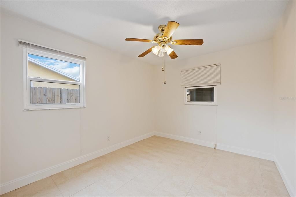 For Sale: $399,000 (4 beds, 2 baths, 1698 Square Feet)