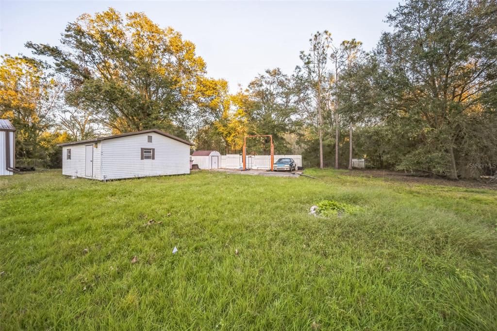 For Sale: $185,000 (3 beds, 2 baths, 1152 Square Feet)