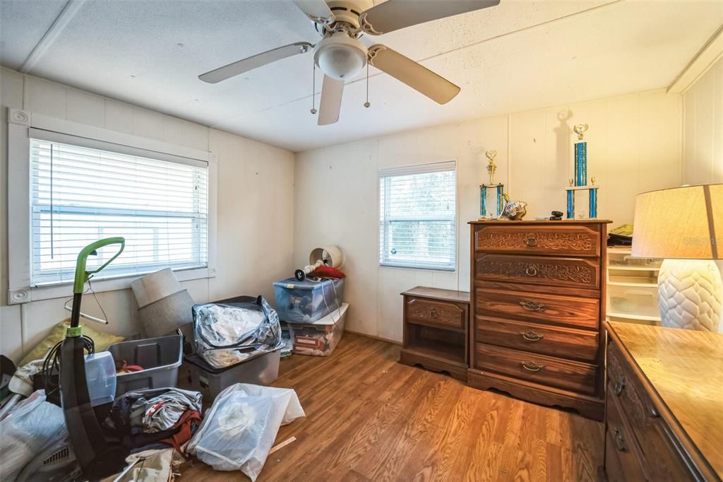 For Sale: $185,000 (3 beds, 2 baths, 1152 Square Feet)