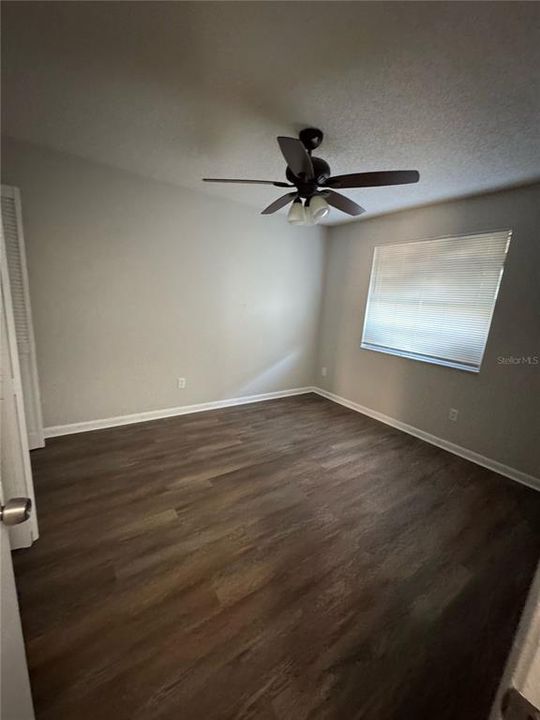 For Rent: $1,200 (2 beds, 1 baths, 1378 Square Feet)