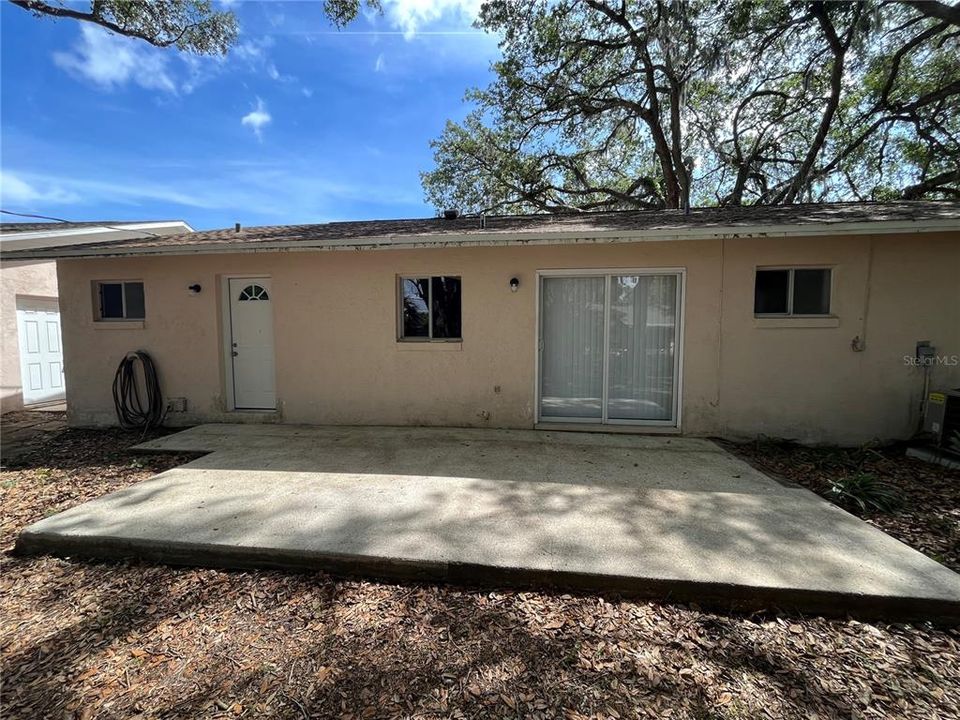 For Rent: $2,500 (4 beds, 2 baths, 1568 Square Feet)