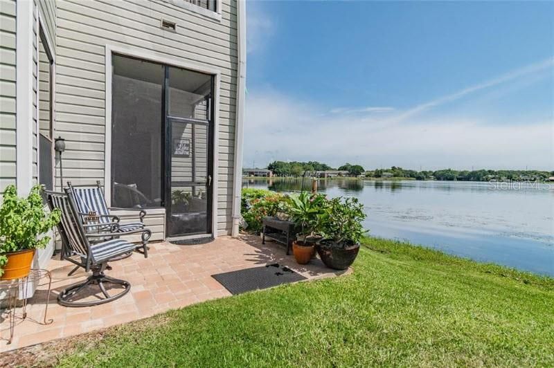 Porch Lanai on Lakeside