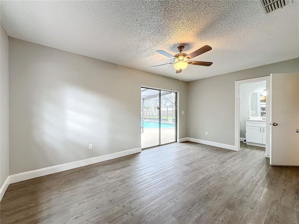 For Sale: $419,900 (3 beds, 2 baths, 1860 Square Feet)