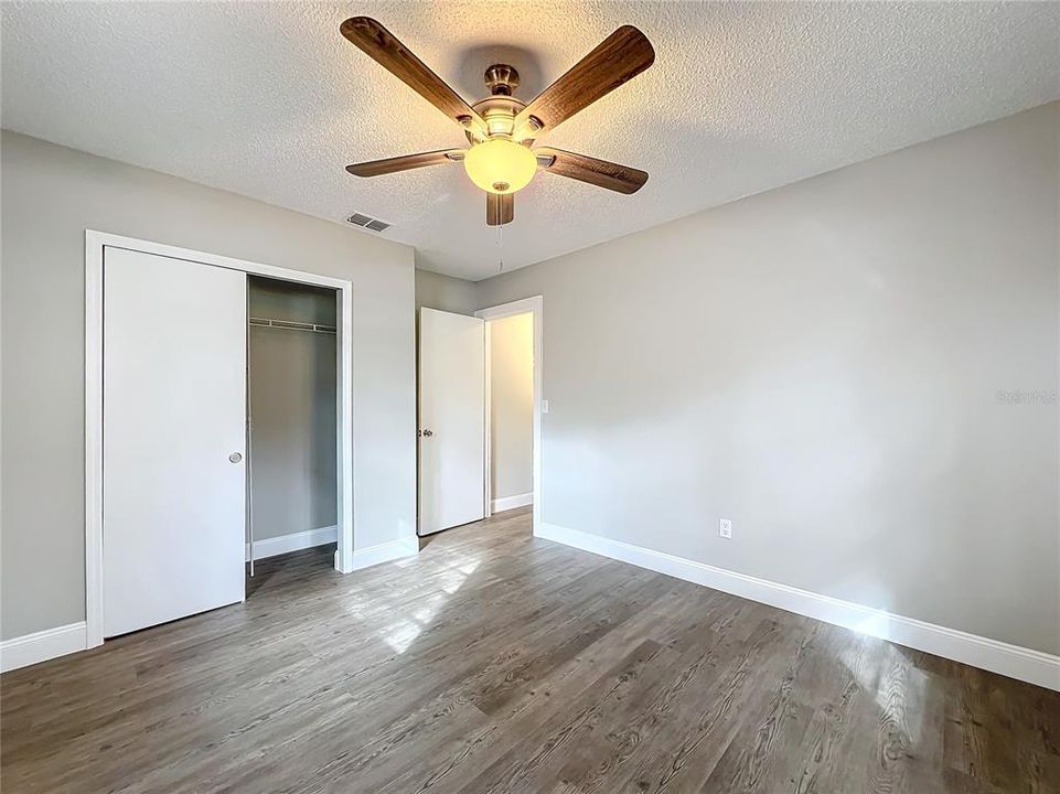 For Sale: $419,900 (3 beds, 2 baths, 1860 Square Feet)