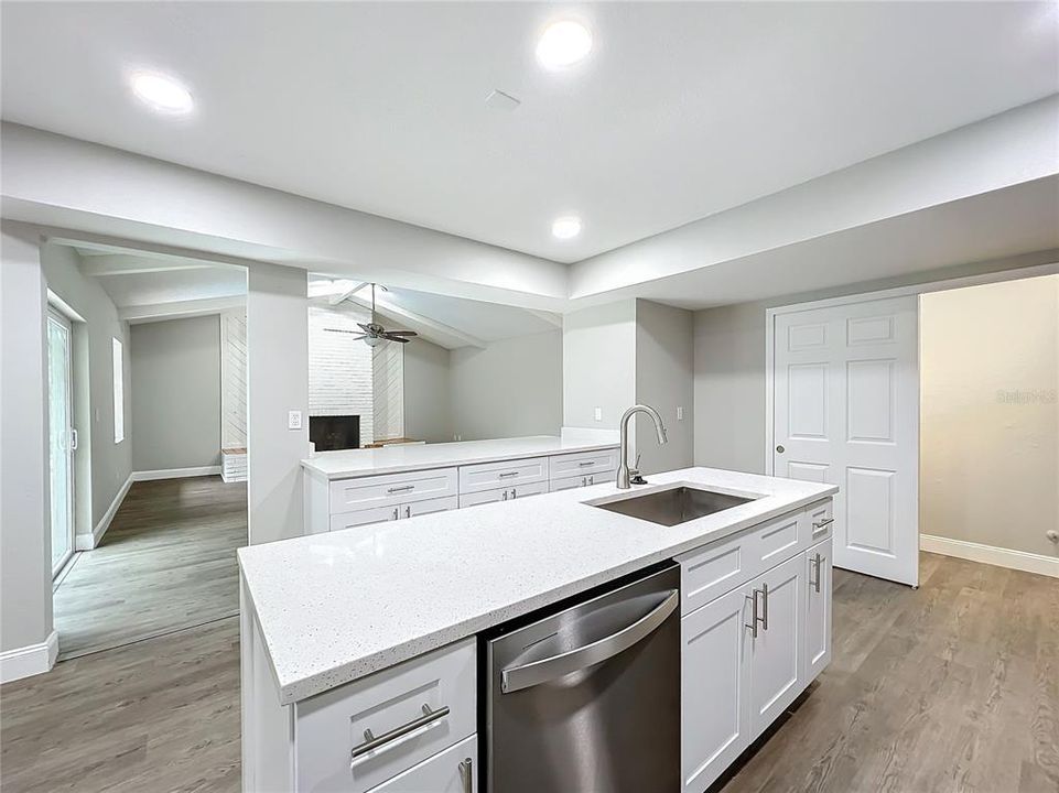 For Sale: $419,900 (3 beds, 2 baths, 1860 Square Feet)