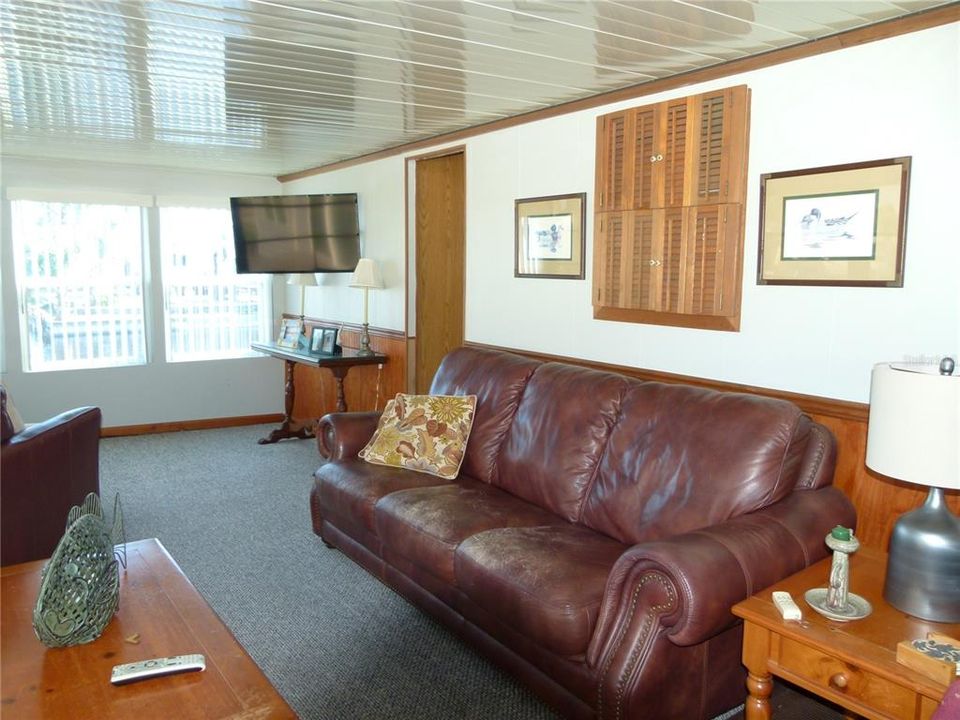 На продажу: $115,000 (1 спален, 1 ванн, 420 Квадратных фут)