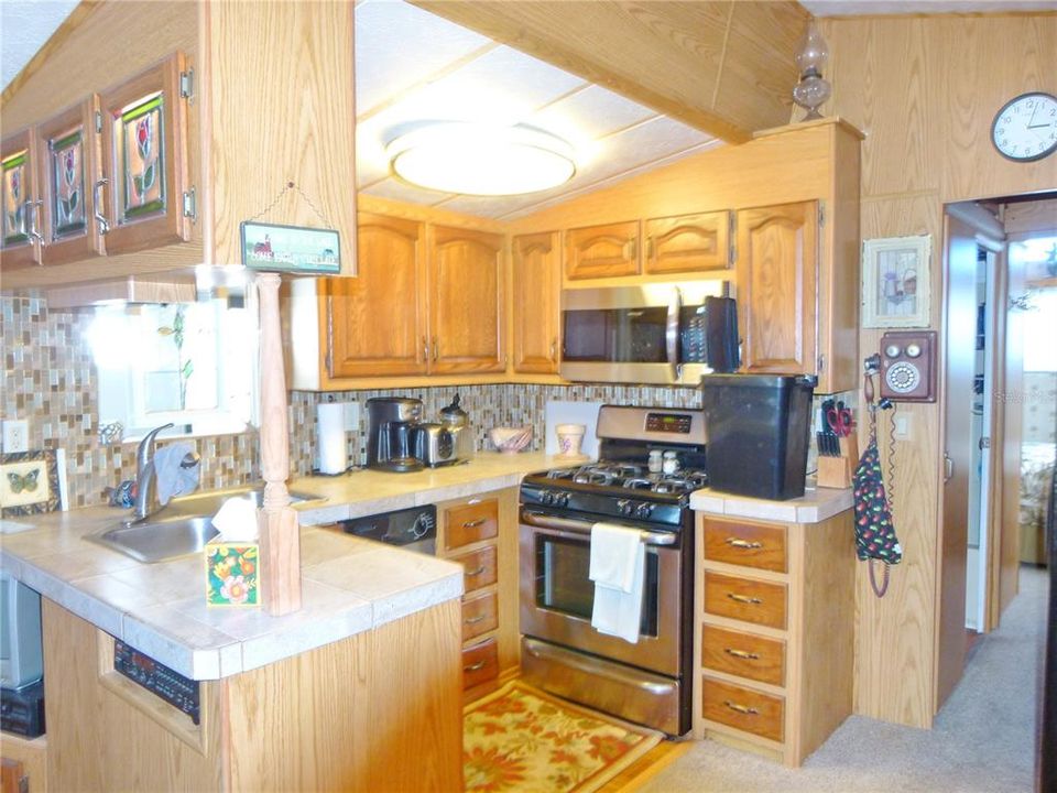 На продажу: $115,000 (1 спален, 1 ванн, 420 Квадратных фут)