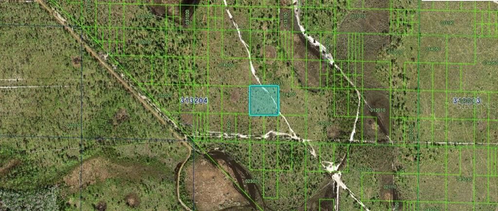 На продажу: $99,000 (2.51 acres)