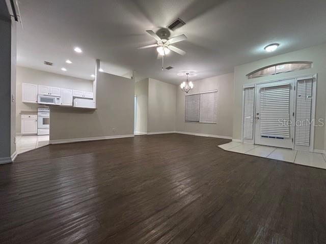 For Rent: $1,750 (3 beds, 2 baths, 1531 Square Feet)