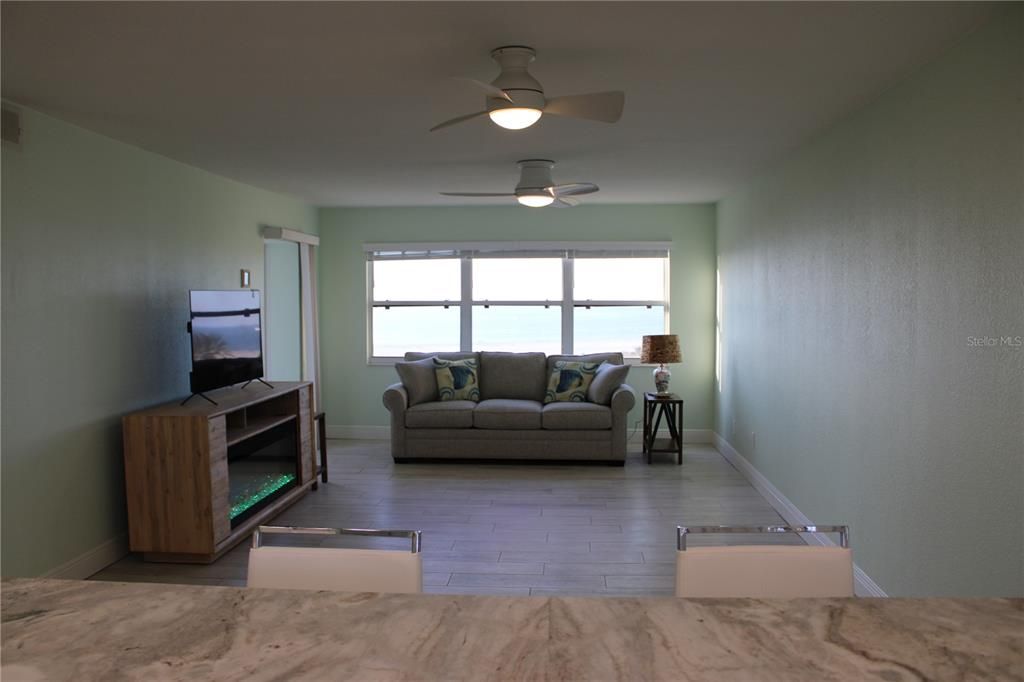 For Rent: $6,000 (2 beds, 2 baths, 1111 Square Feet)