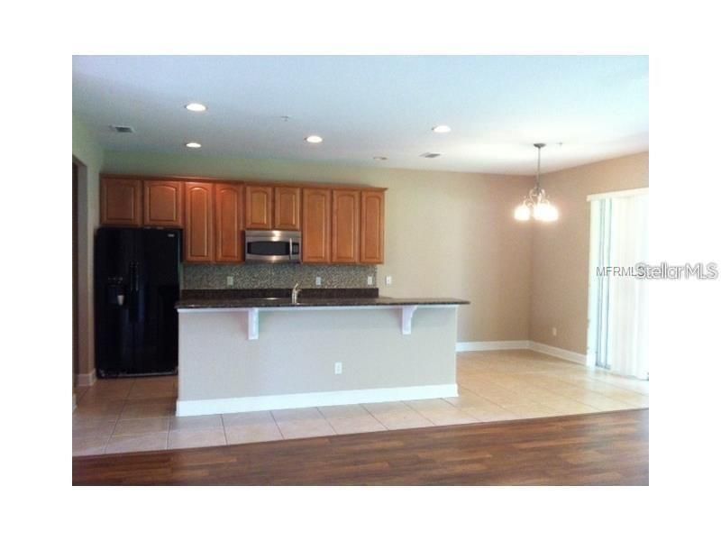 For Rent: $2,750 (3 beds, 2 baths, 2010 Square Feet)