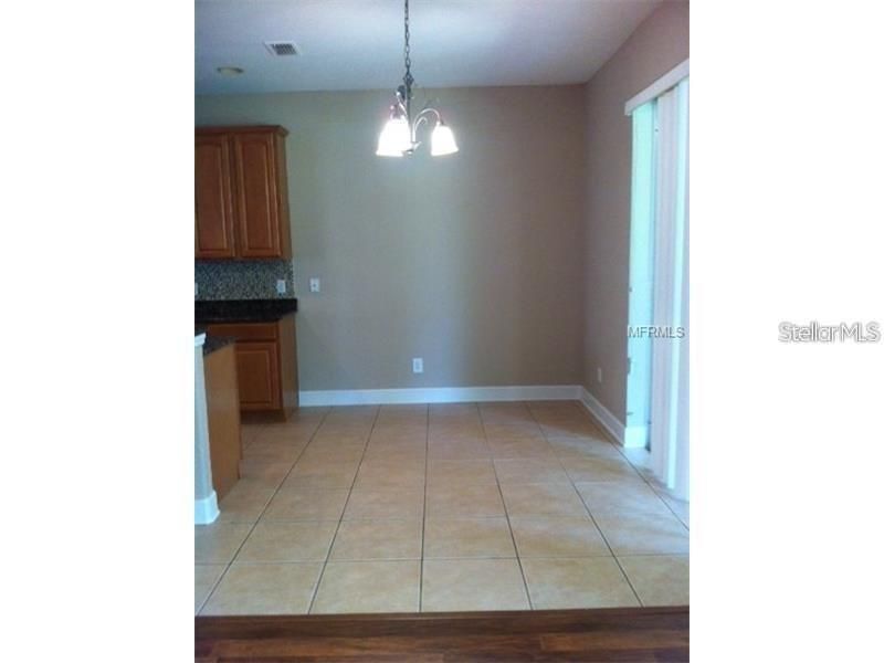 For Rent: $2,750 (3 beds, 2 baths, 2010 Square Feet)