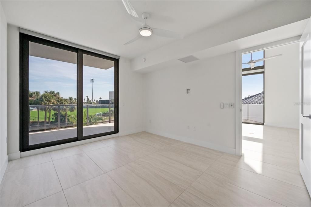 3rd full bathroom off of loft 2nd floor