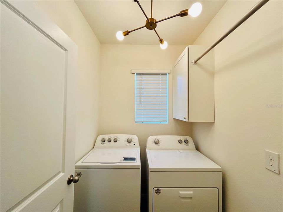 For Sale: $399,900 (3 beds, 2 baths, 1516 Square Feet)