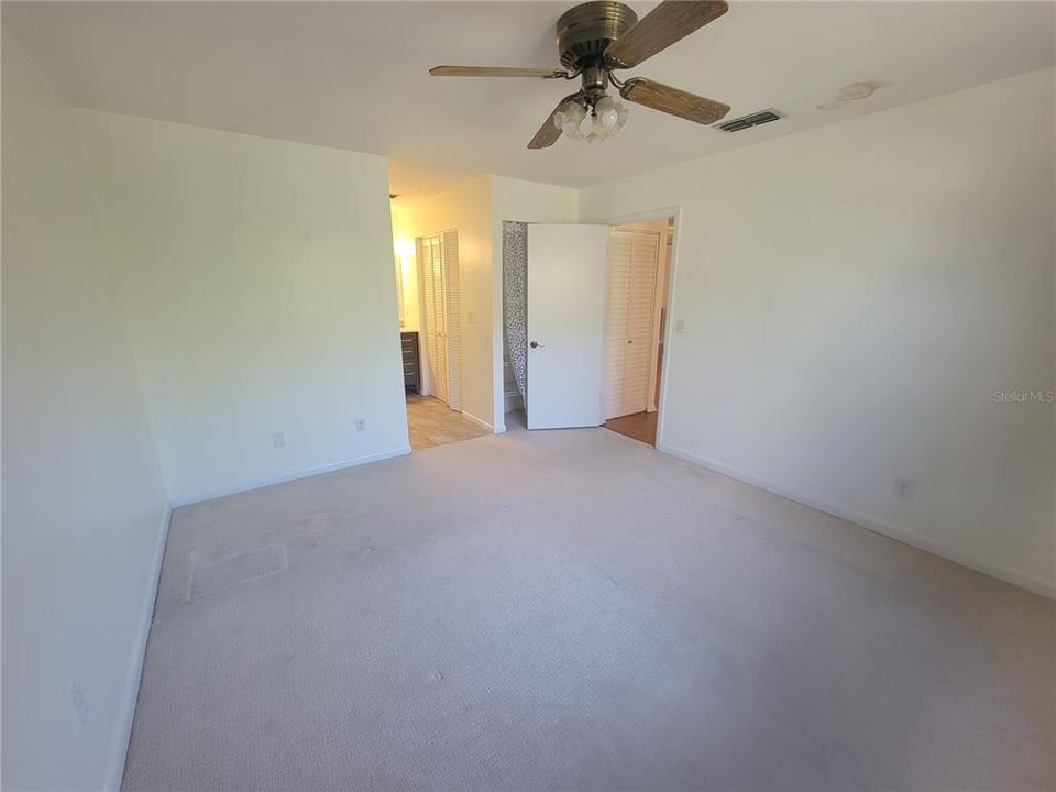 For Rent: $2,600 (2 beds, 2 baths, 1025 Square Feet)