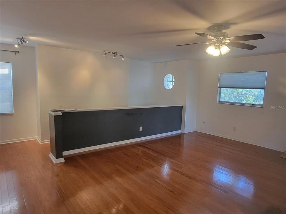 For Rent: $2,600 (2 beds, 2 baths, 1025 Square Feet)