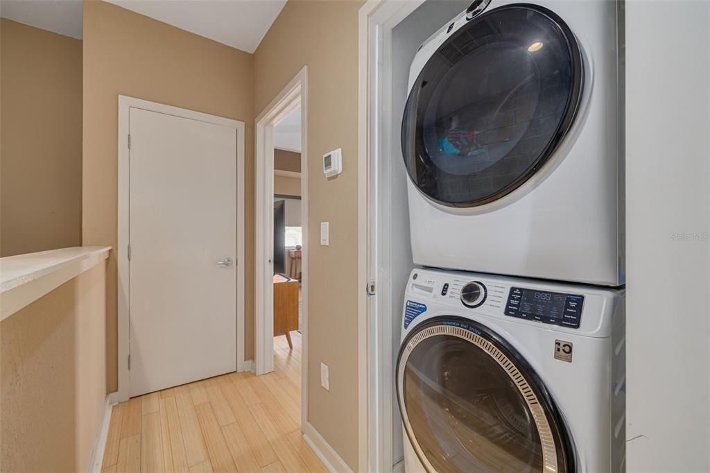 Full Size Washer and Dryer