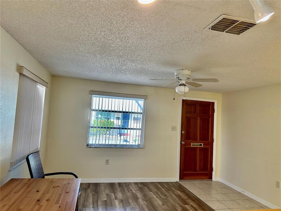 For Rent: $1,500 (2 beds, 2 baths, 801 Square Feet)