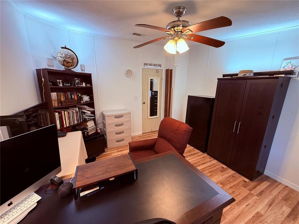 For Sale: $178,000 (2 beds, 2 baths, 1540 Square Feet)