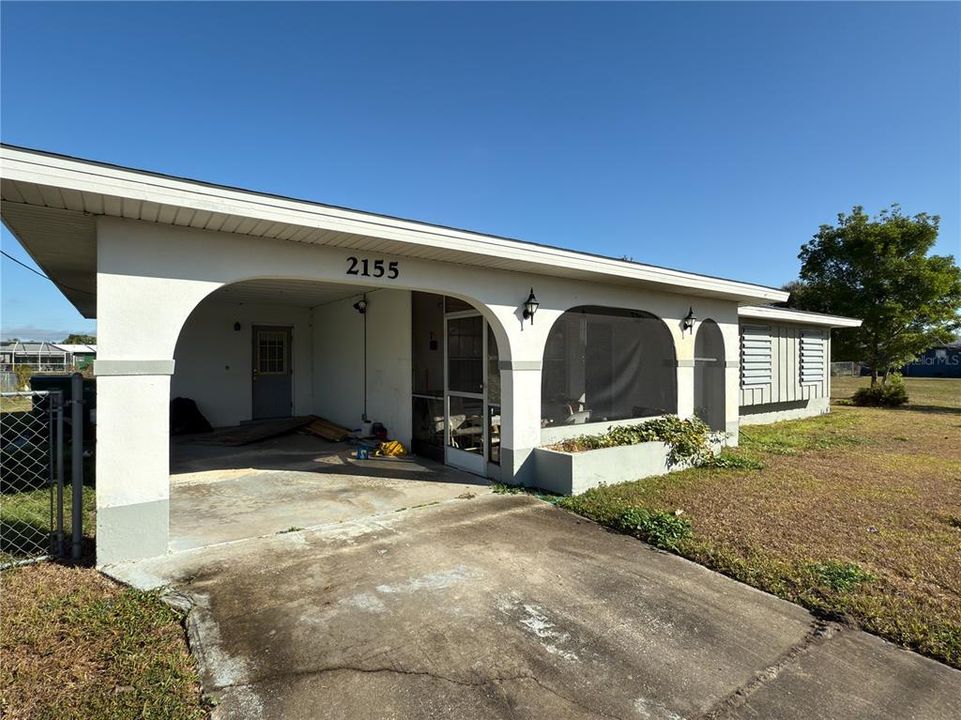 Active With Contract: $209,900 (3 beds, 2 baths, 1478 Square Feet)