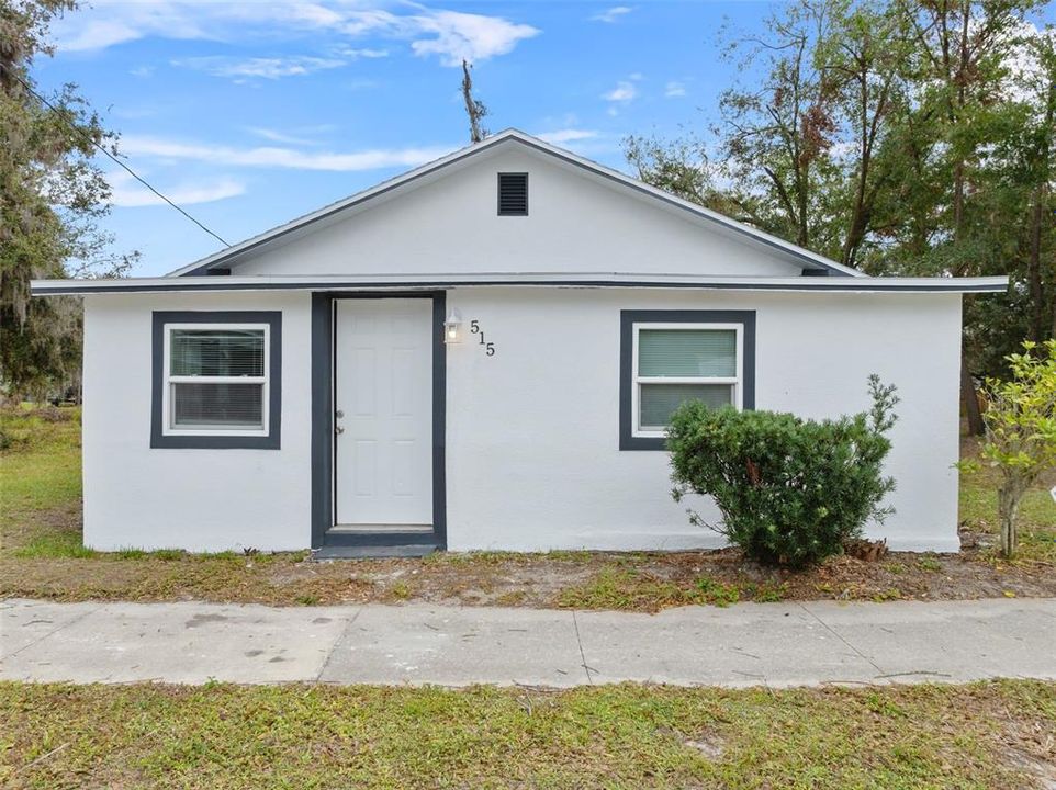 For Sale: $239,900 (3 beds, 1 baths, 1378 Square Feet)