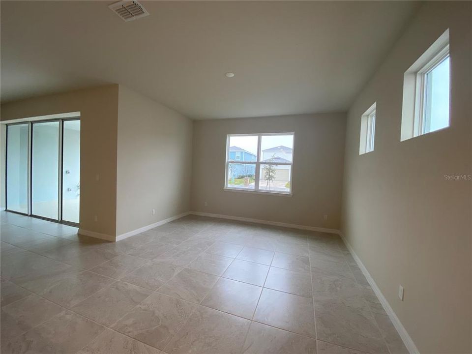 For Rent: $2,795 (3 beds, 3 baths, 2488 Square Feet)