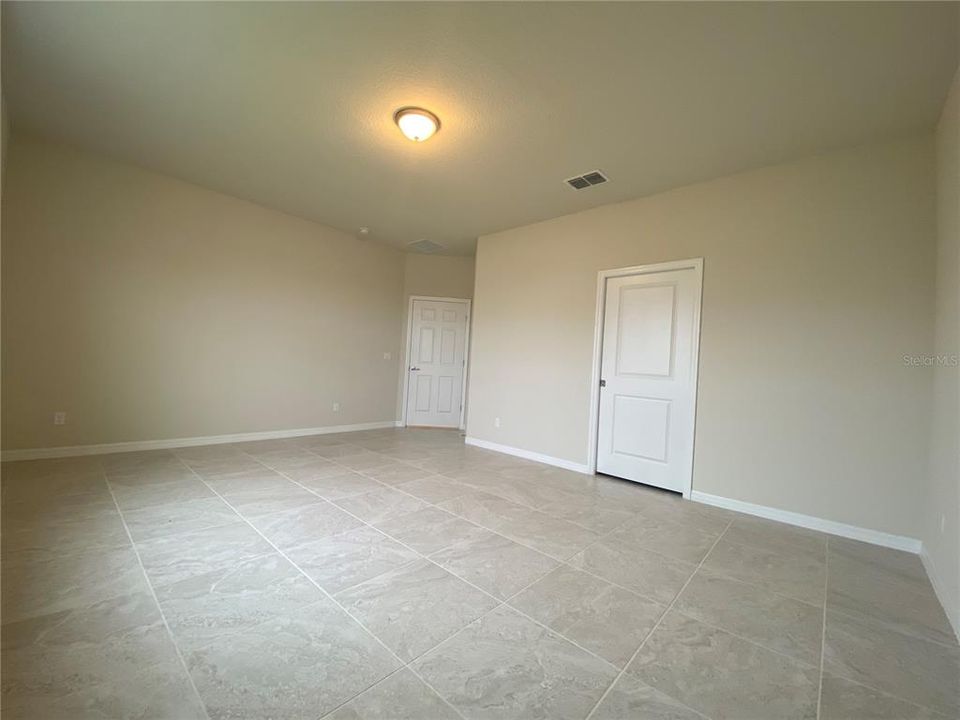 For Rent: $2,795 (3 beds, 3 baths, 2488 Square Feet)