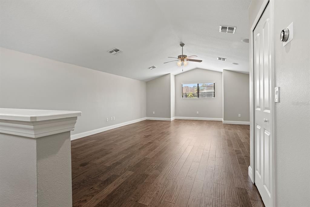 Upstairs bonus room