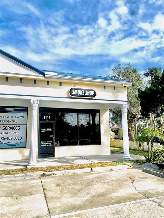 RETAIL BAY UNIT 1115 N DIXIE FREEWAY NSB