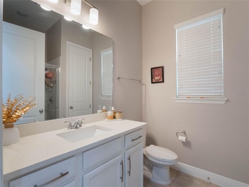 14667 Glade Hill Park Way - Downstairs Guest Bathroom