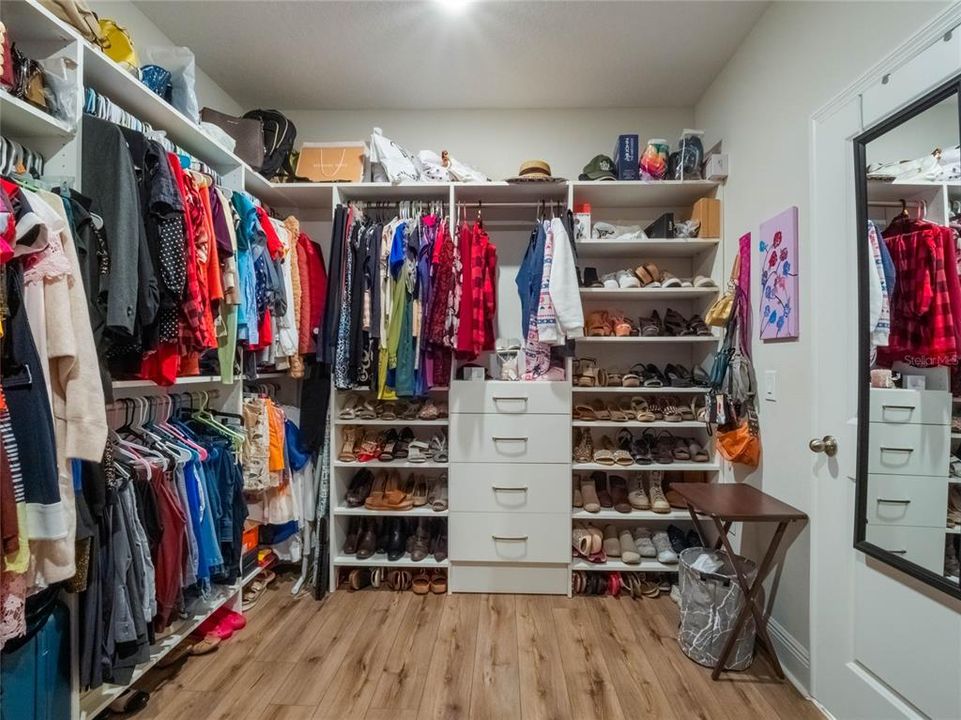 14667 Glade Hill Park Way - Master Bedroom Custom Closet